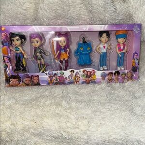 K- pop Demond hunter Colorful Action Figure Set